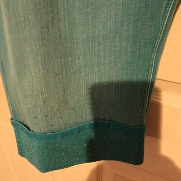 LUXE Denim Slims Turquoise Capri 3X - Picture 9 of 13